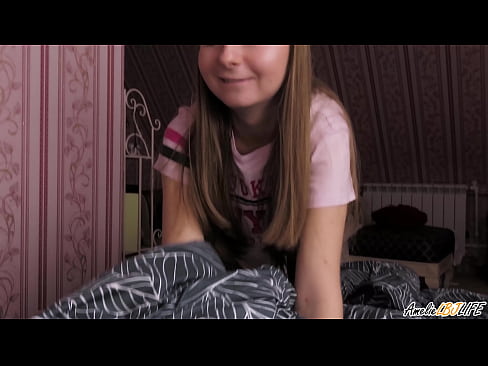 ❤️ Blondie souse BFF li a pwofondman epi li pran kom nan bouch li ❤ Videyo fout nan pònografi ht.verhentai.ru ❌❤